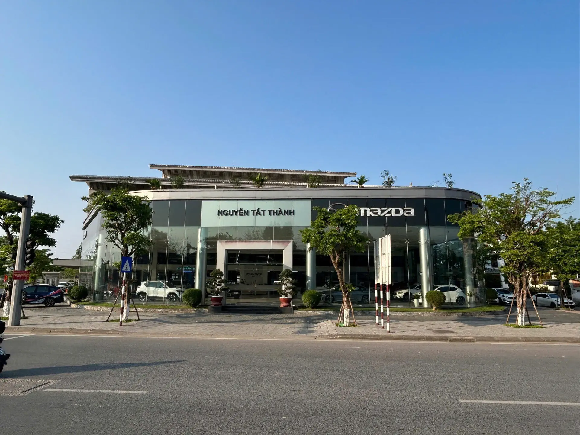 KIA - MAZDA - PEUGEOT HUẾ