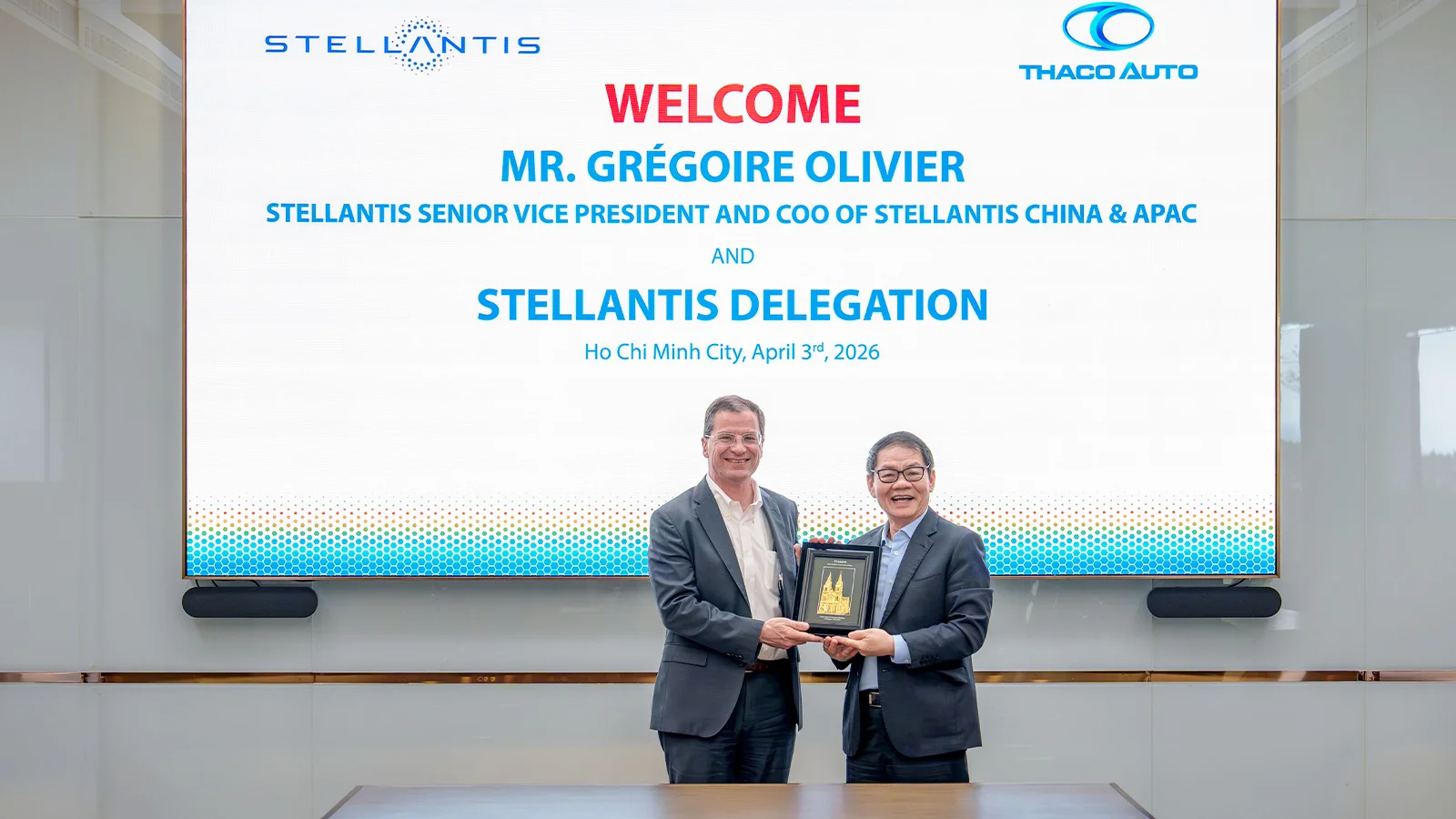 Lãnh đạo Stellantis thăm và làm việc với THACO AUTO, thúc đẩy chiến lược phát triển chiến lược đa thương hiệu của Stellantis tại Việt Nam.